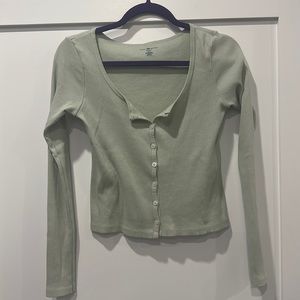 NEW Brandy Melville long sleeve cropped